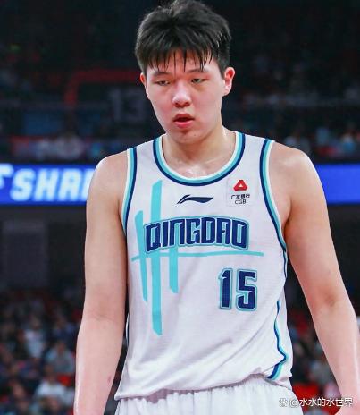 爱游戏注册-包含华盛顿奇才训练开放日，清晨篮板制胜引欢呼，社区盾在即，球探报告显示潜力的词条